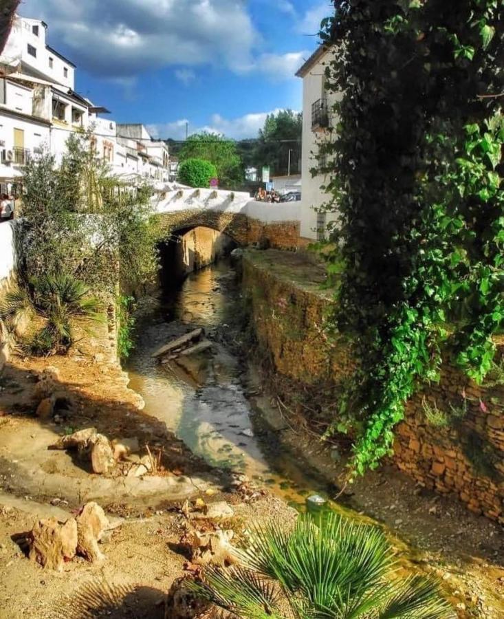 Casa Enrocada Villa Setenil De Las Bodegas Bagian luar foto